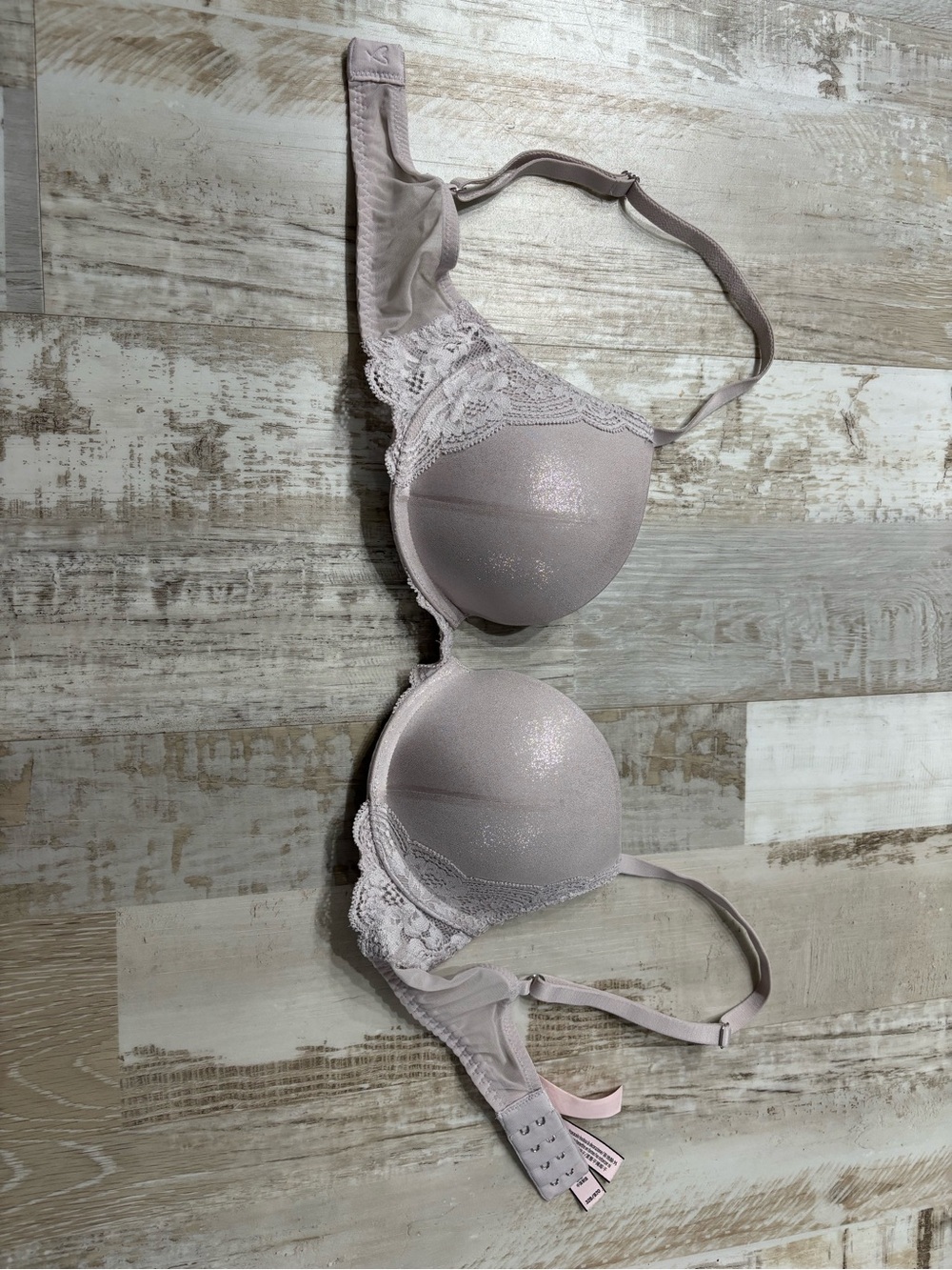 Victoria's Secret Shimmery Lace Push-Up Bra in Light Mauve